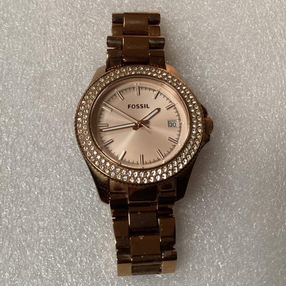 Fossil Retro Traveller Three Hand Rose Gold-tone Women’s Watch AM4454